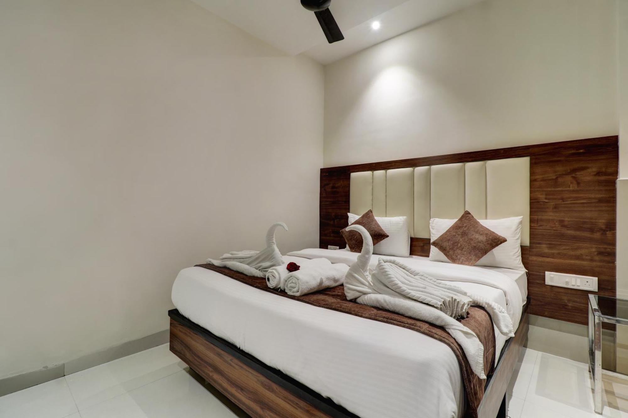 New Parimeet Residency Hotel Nova Bombaim Exterior foto
